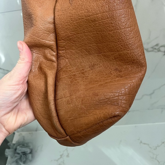 Alternative Cognac Brown  Leather Shoulder Bag - Picture 9 of 13